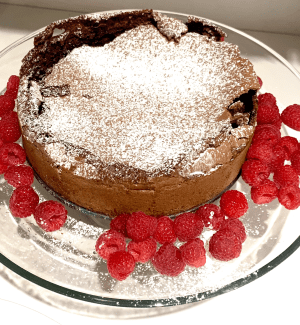 Flourless chocolate cake, gluten-free for keto