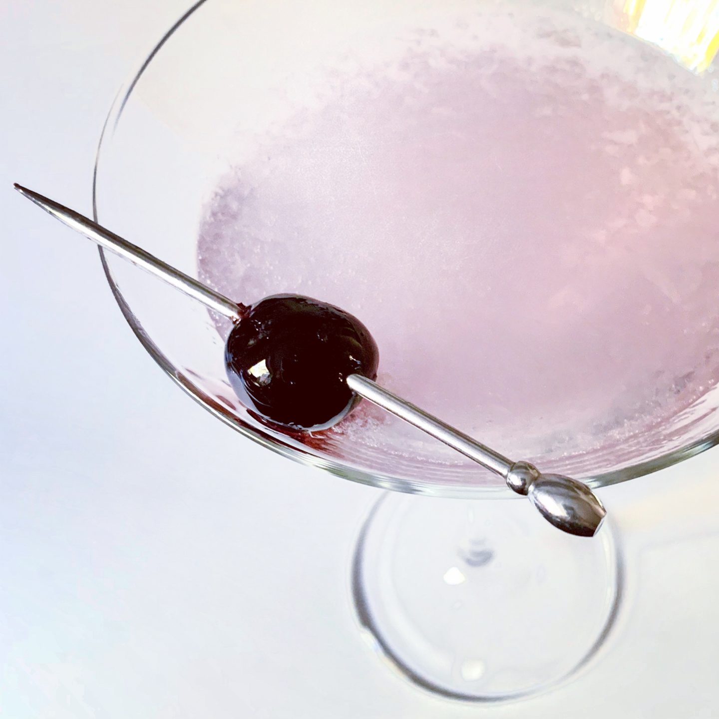 The Aviation cocktail, a stylish gin cocktail recipe